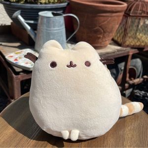 NWOT🤎 Pusheen squishy soft stuffed animal
